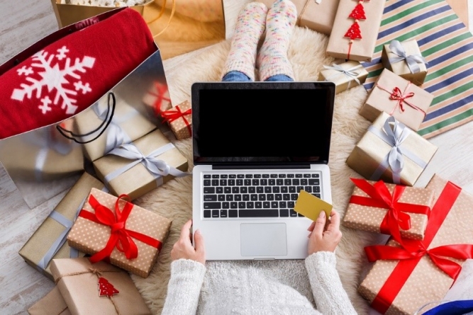Safe Online Shopping This Holiday Season and Avoid Being Scammed. Here’s How
